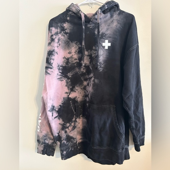 Tops - Dan + Shay Summer 2022 Tour Hoodie
